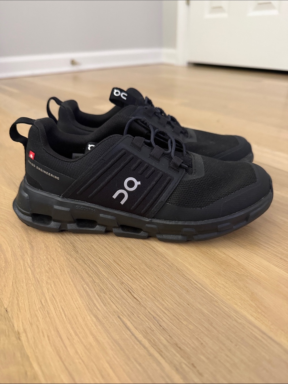 On Running Kids Black Sneaker with White Logo